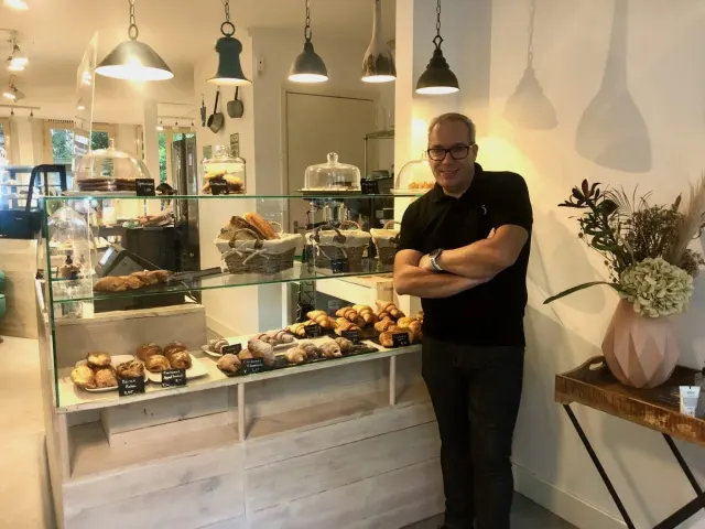 BookNoFees: Panadería – Craft Coffee & Pastry – Amsterdam – Café y pasteles artesanales, foto 2