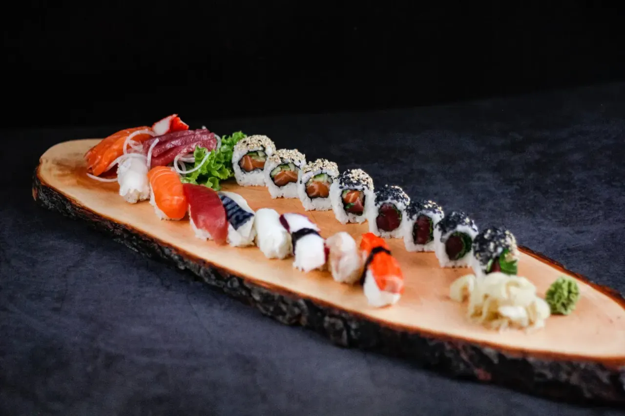 BookNoFees: Restaurante – Hitomi Sushi Bar – Meschede – Hitomi Sushi Bar, foto 1