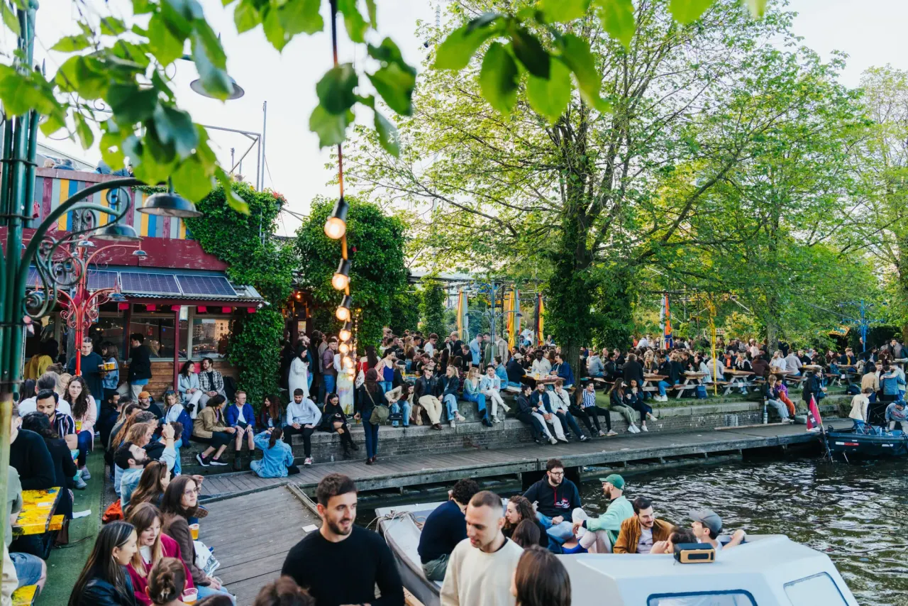 BookNoFees: Restaurante – Hannekes Boom – Amsterdam – El árbol de Hanneke, foto 1