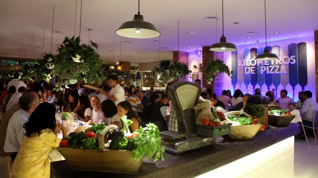 BookNoFees: Restaurante – Kilómetros de Pizza – Madrid – Kilómetros de Pizza, foto 3