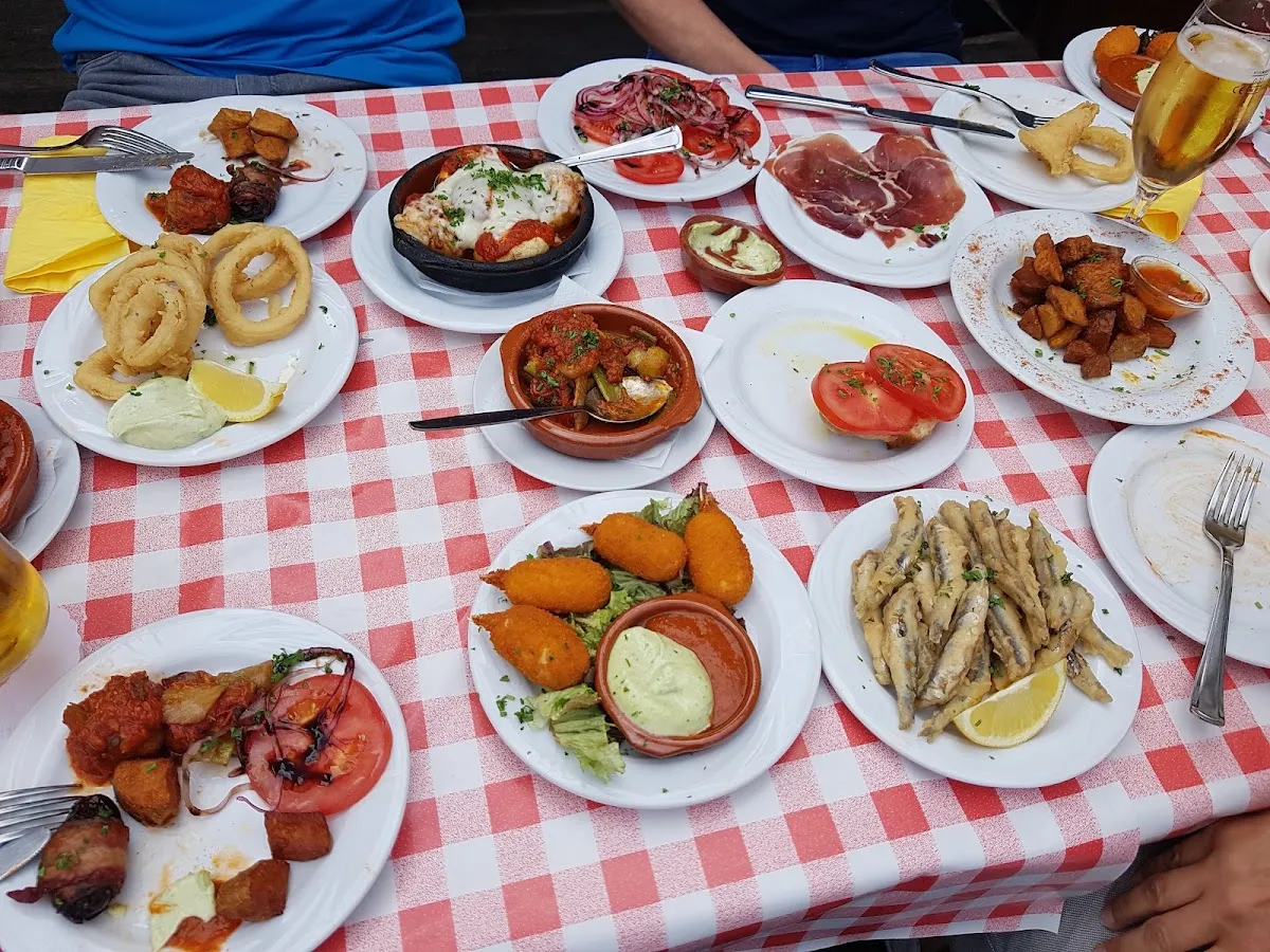 BookNoFees: Restaurante – La Bodega – Unna – La Bodega, foto 1