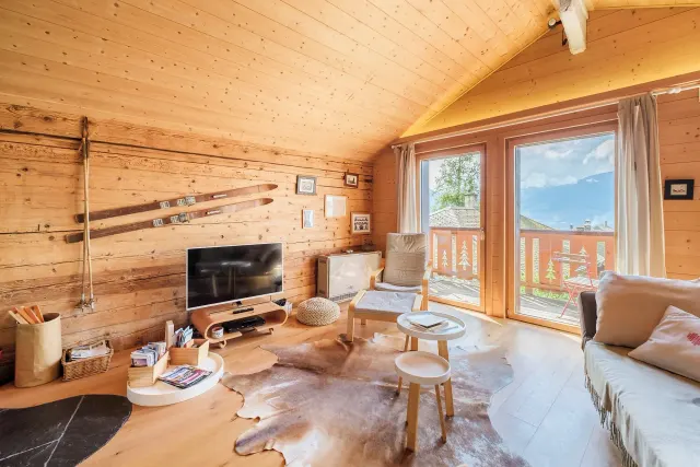 BookNoFees: Chalet Rouge Cœur – Chalet histórico con vista a las Dents du Midi – Fenalet-Sur-Bex