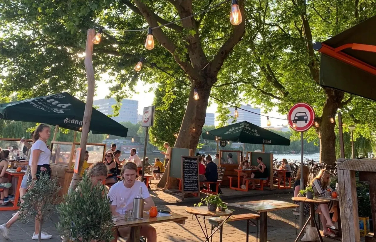 BookNoFees: Restaurante – Lokaal van de Stad – Amsterdam – Local de la ciudad, foto 1