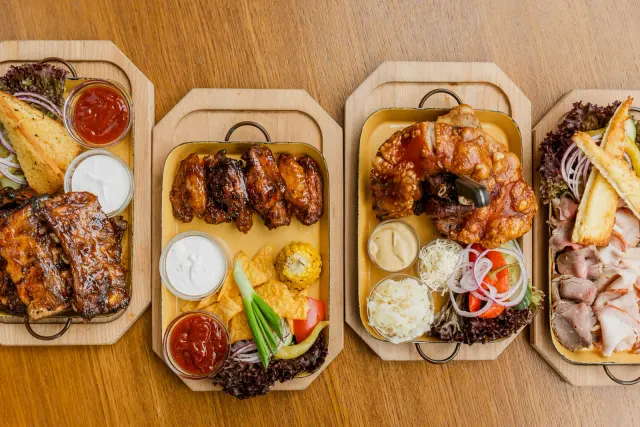 BookNoFees: Restaurante – Kolkovna Celnice – Prague – Oficina de sellos de la Aduana, foto 3
