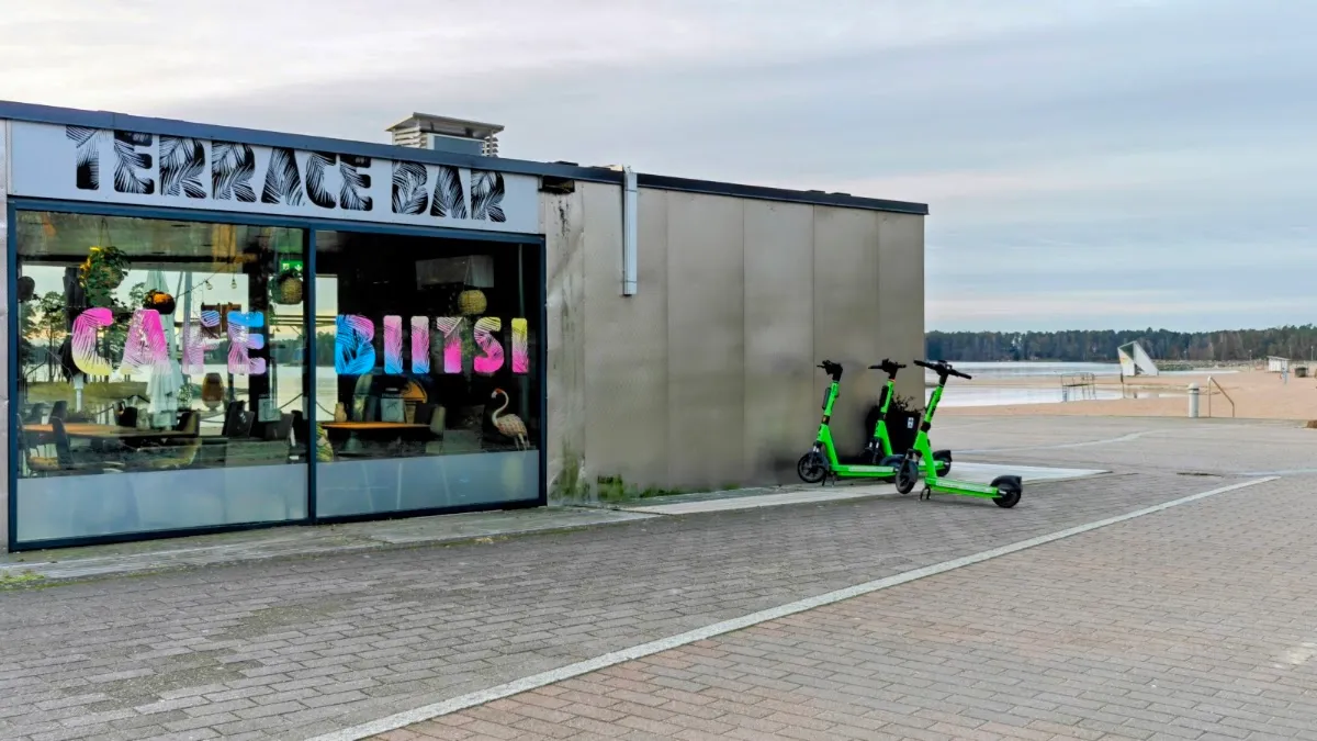BookNoFees: Cafetería – Cafe Biitsi – Helsinki – Café Biitsi, foto 1