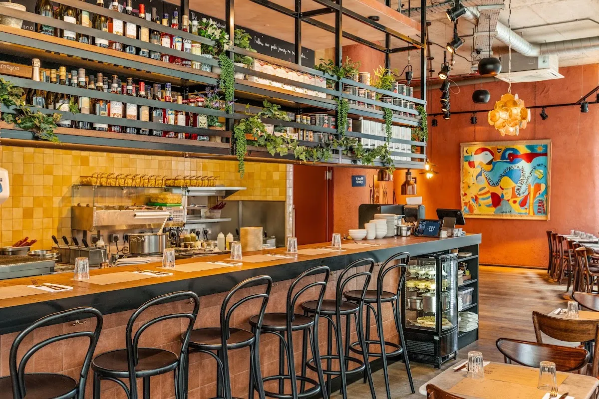 BookNoFees: Restaurante – Emilia's – London – De Emilia, foto 1