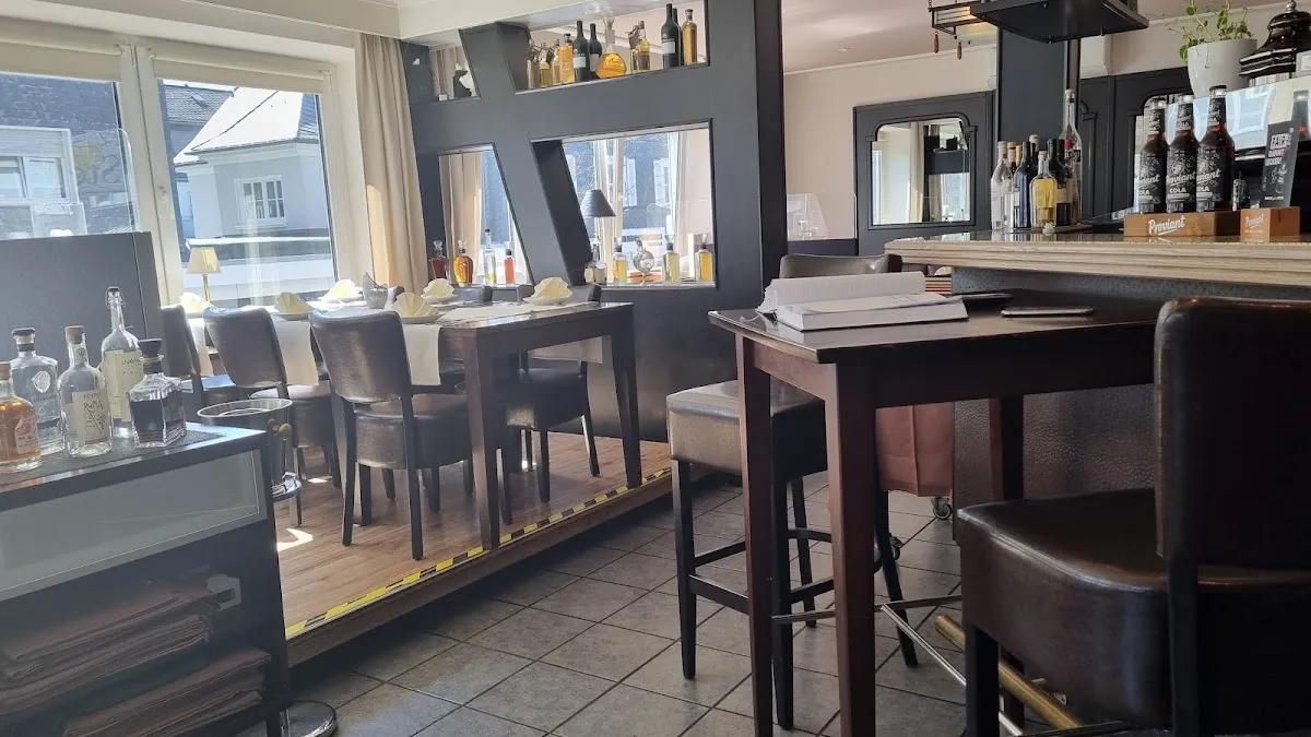 BookNoFees: Restaurante – Ristorante Isoletta – Olpe – Restaurante Isoletta, foto 1