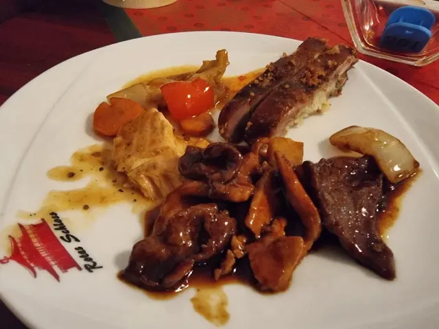 BookNoFees: Restaurante – China-Restaurant Rotes Schloss – Bergkamen – Restaurante chino Rotes Schloss, foto 3