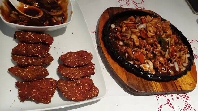 BookNoFees: Restaurante – Wu Ming – Belgrade – Wu Ming, foto 3