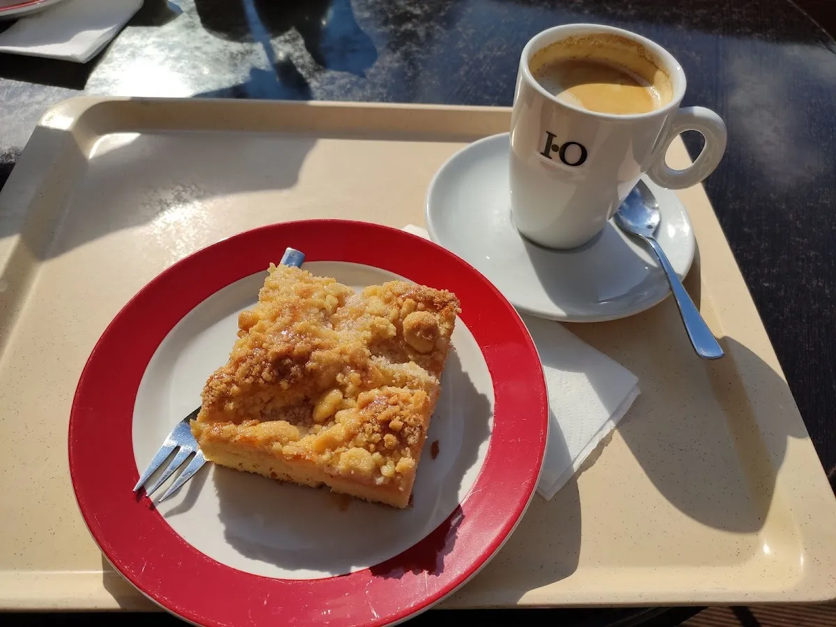 BookNoFees: Restaurante – Bäckerei Humpert – Wickede – Panadería Humpert, foto 1