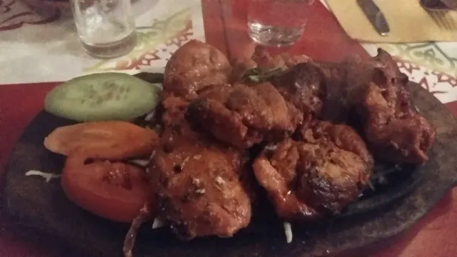 BookNoFees: Restaurante – Red Elephant – Athens – Elefante Rojo, foto 3