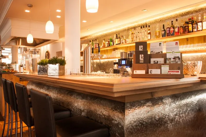 BookNoFees: Restaurante – Karl Café & Restaurant – Neuenrade – Karl Café y Restaurante, foto 1