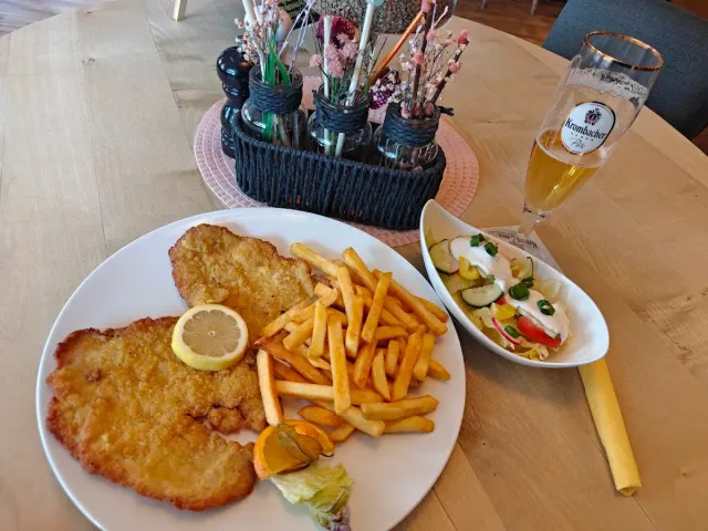 BookNoFees: Restaurante – Haus Mäler – Breckerfeld – Haus Mäler, foto 2