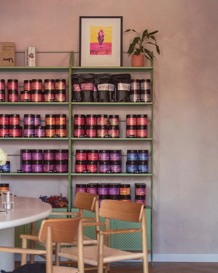 BookNoFees: Cafetería – Concept Coffee Bratislava – Bratislava – Concept Coffee Bratislava, foto 1