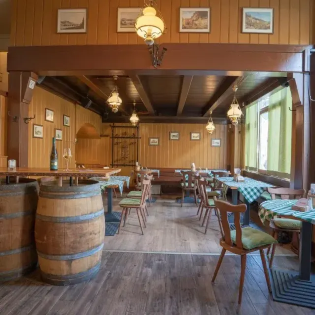 BookNoFees: Restaurante – Rado´s Gastwirtschaft – Vienna – El restaurante de Rado, foto 3
