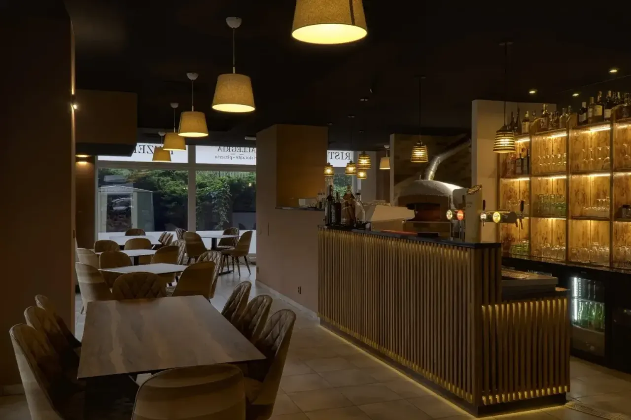 BookNoFees: Restaurante – Allegria – Prague – Alegría, foto 1