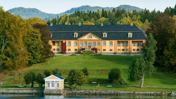 BookNoFees: Cafetería – Bogstad gård kafé – Oslo – Cafetería de la granja Bogstad, foto 1