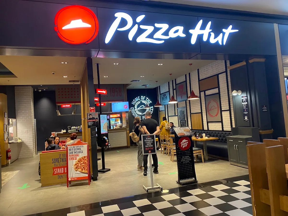 BookNoFees: Restaurante – Pizza Hut – Bucharest – Pizza Hut, foto 1