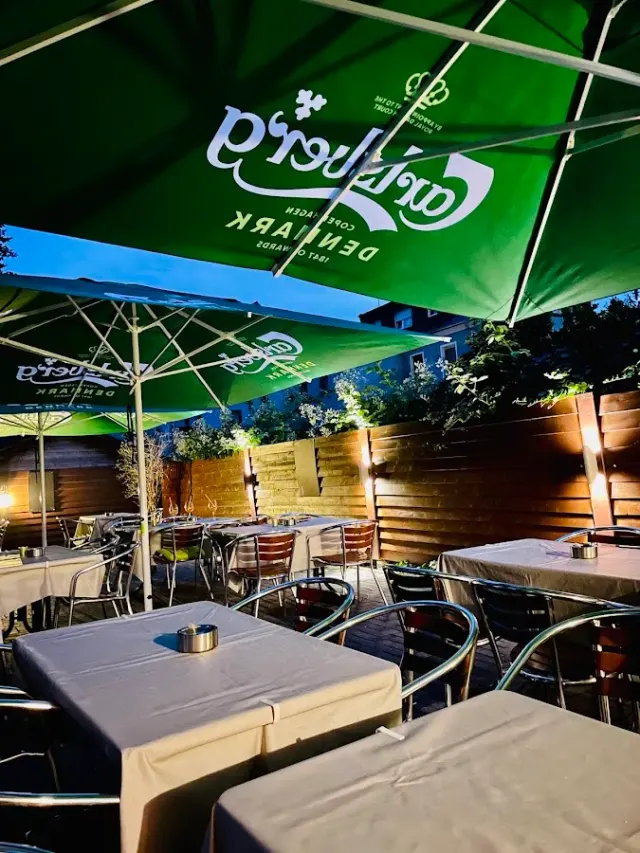 BookNoFees: Ristorante Pizzeria La Vita, Holzwickede
